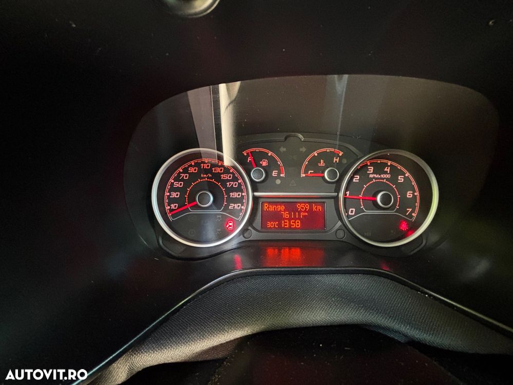 Fiat Doblo Combi 1.3 Mjet 95 CP Maxi Confort - 4