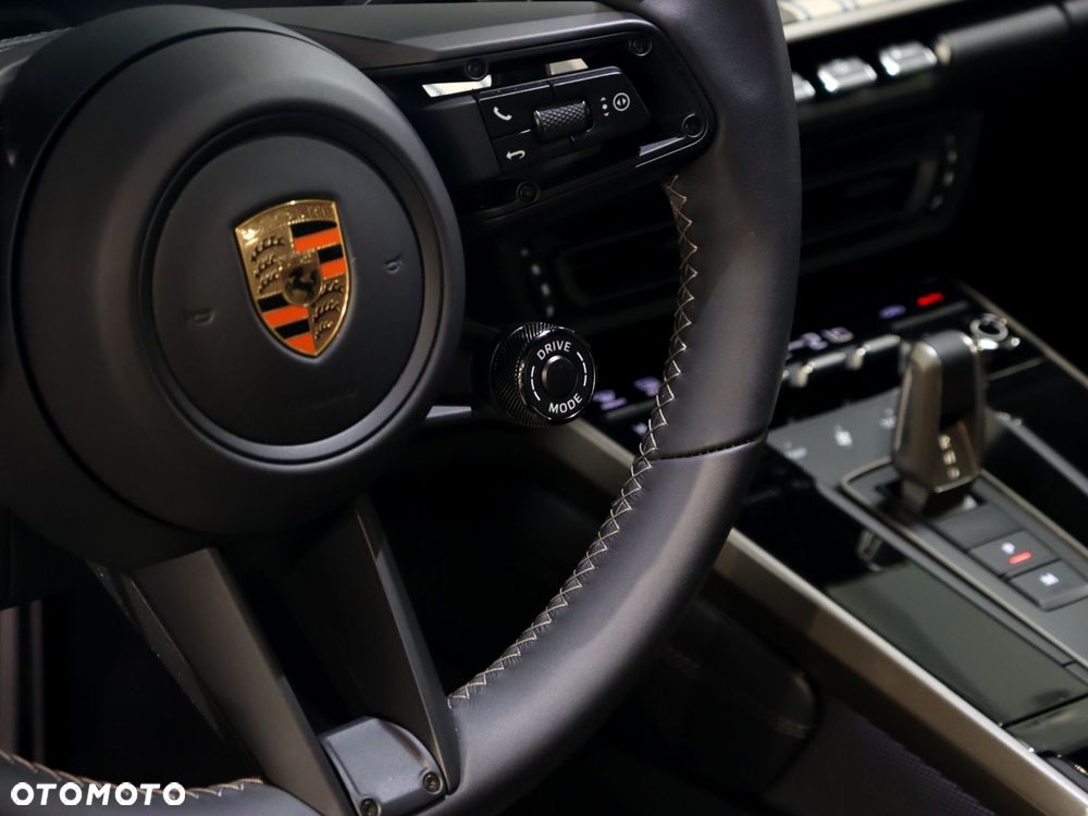 Porsche 911 Turbo 50 Years - 21