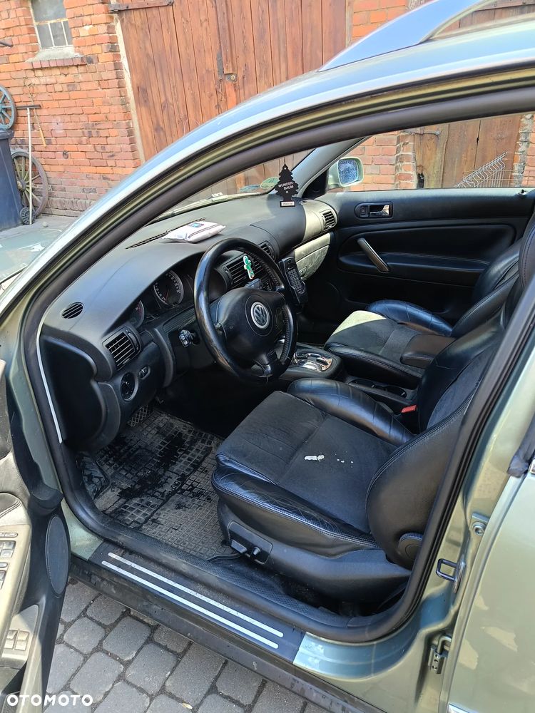 Volkswagen Passat 1.9 TDI Highline Tiptr - 6