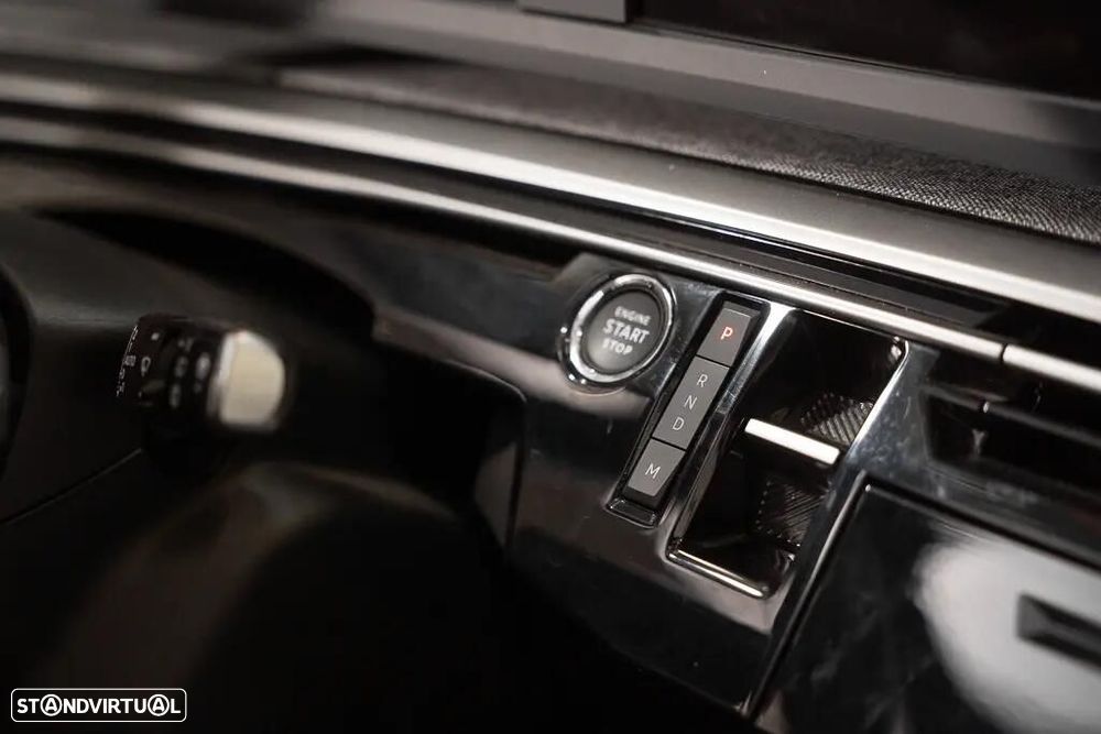 Peugeot 5008 1.2 Hybrid Allure e-DCS6 - 25