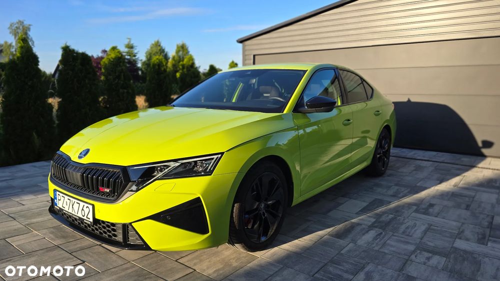Skoda Octavia 2.0 TSI RS DSG - 11