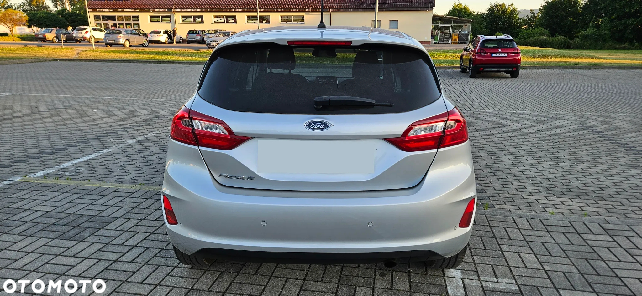 Ford Fiesta 1.0 EcoBoost S&S TITANIUM - 19