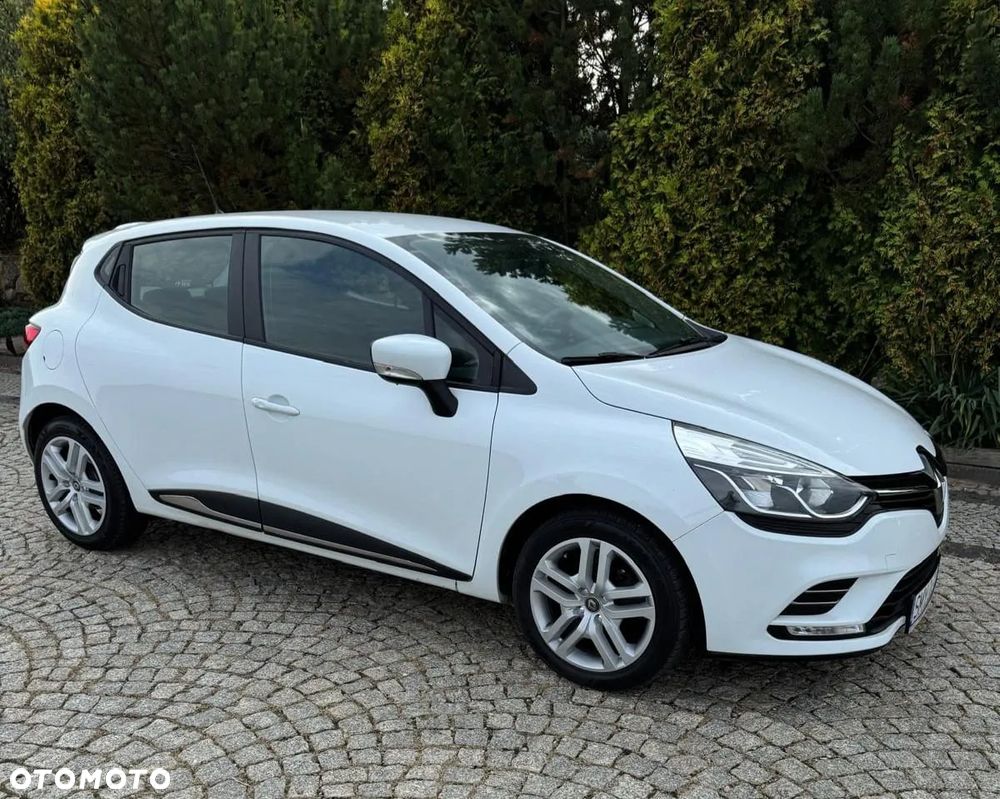Renault Clio - 12