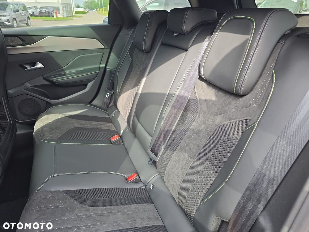 Peugeot 308 1.6 Hybrid PHEV GT E-DCS7 - 17