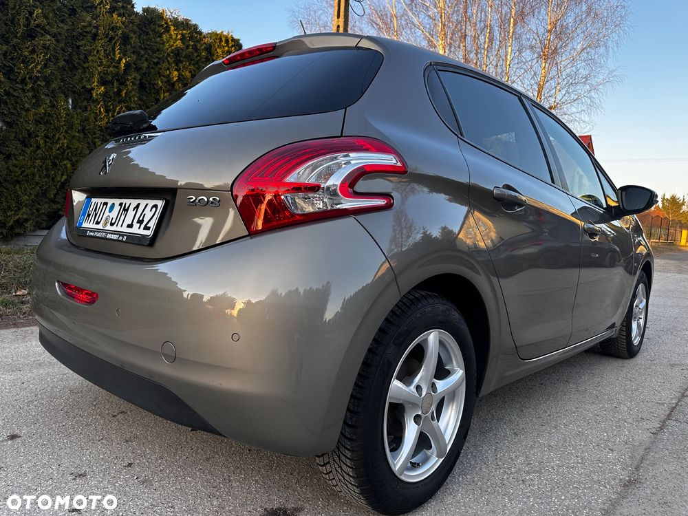 Peugeot 208 PureTech 82 Urban Move - 16