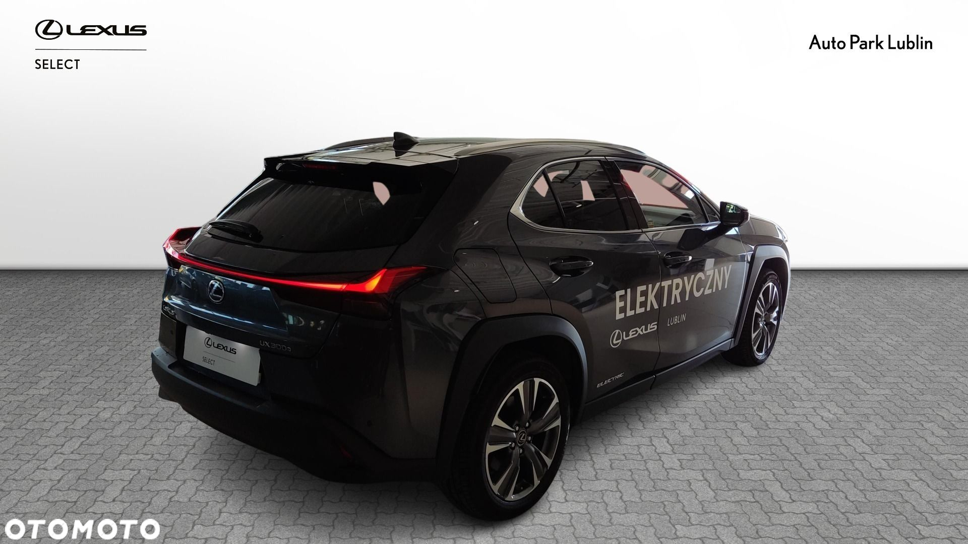 Lexus UX - 5