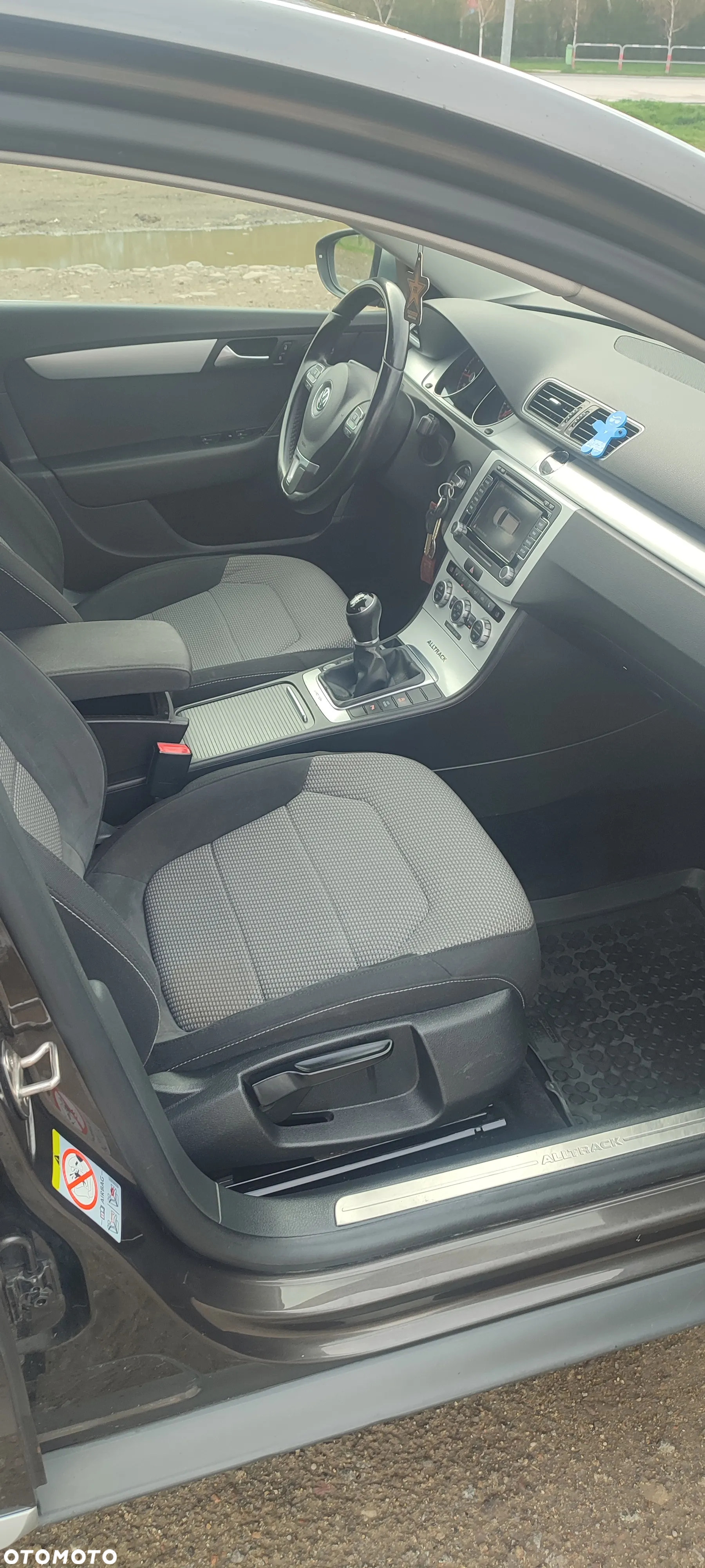 Volkswagen Passat 2.0 TDI 4Mot Comfortline - 12