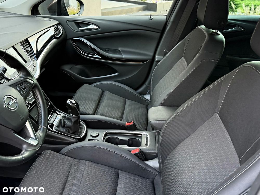 Opel Astra 1.4 Turbo Innovation - 38