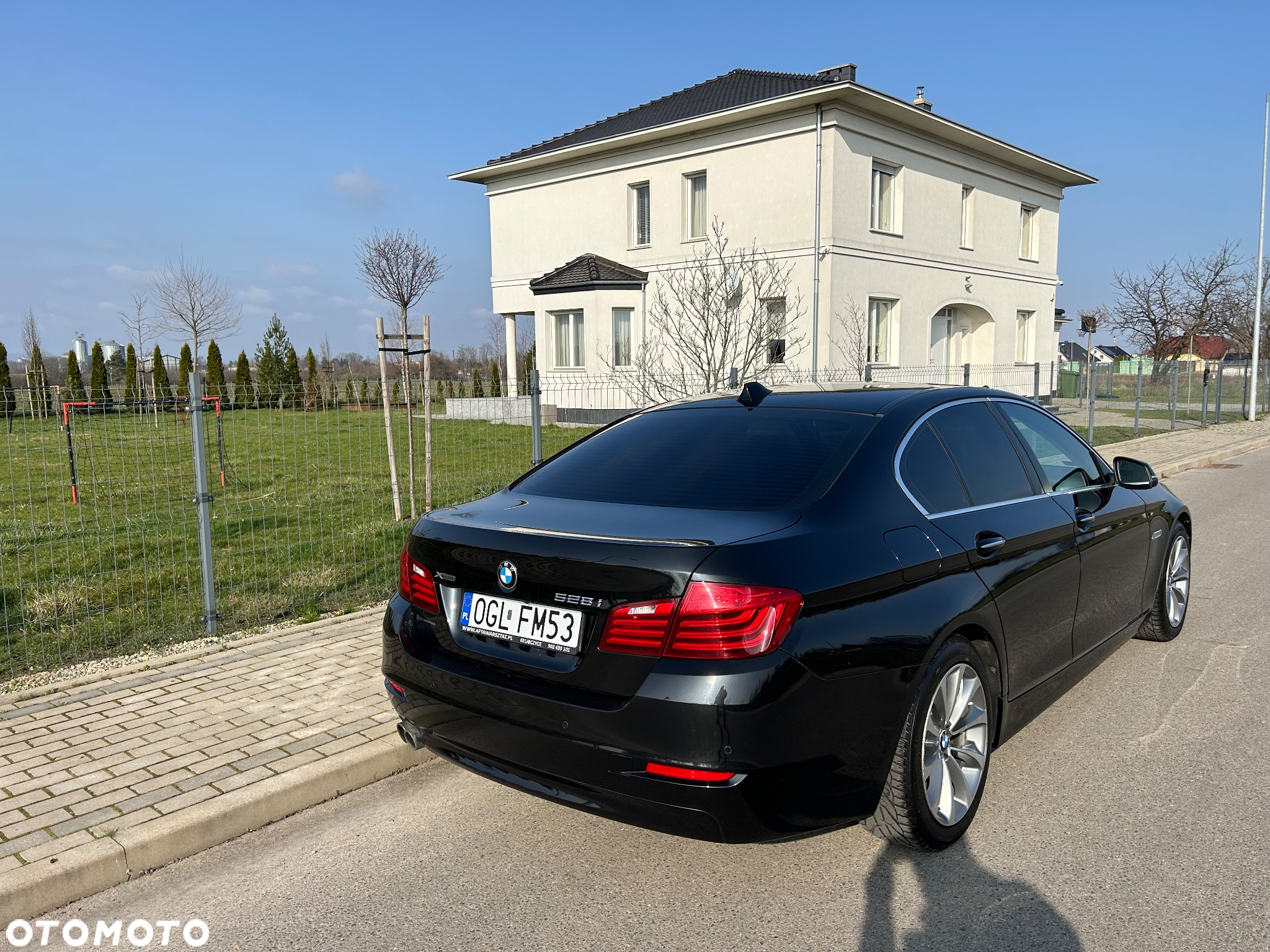 BMW Seria 5 528i xDrive - 3