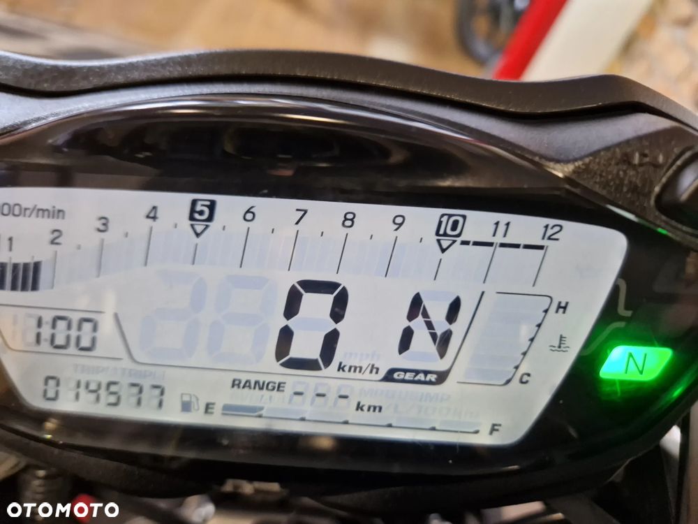 Suzuki SV - 5