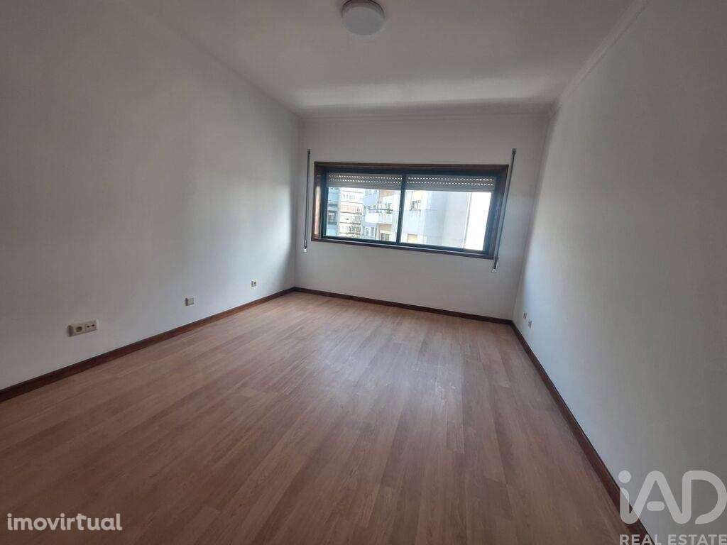 Apartamento T2 em Santa Marinha e São Pedro da Afurada - Grande imagem: 3/13
