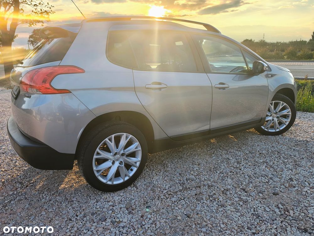 Peugeot 2008 1.6 BlueHDi Style - 18