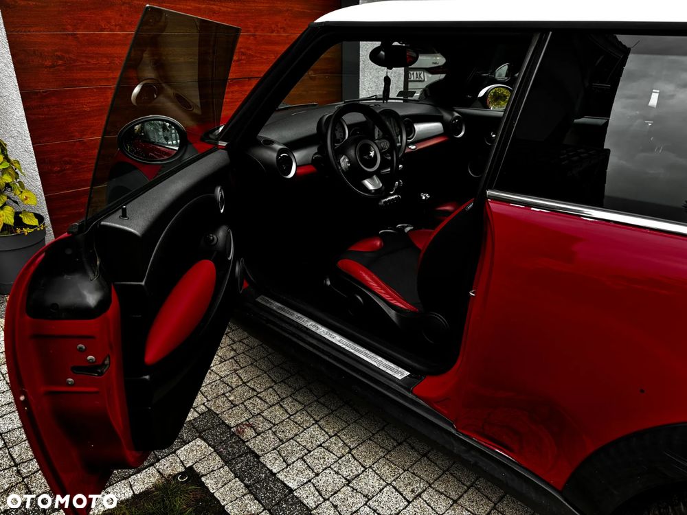 MINI Cooper Standard - 8