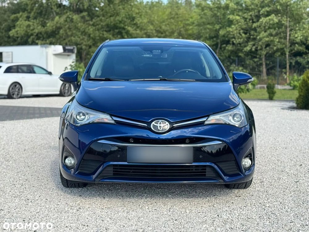Toyota Avensis 2.0 D-4D Prestige - 3