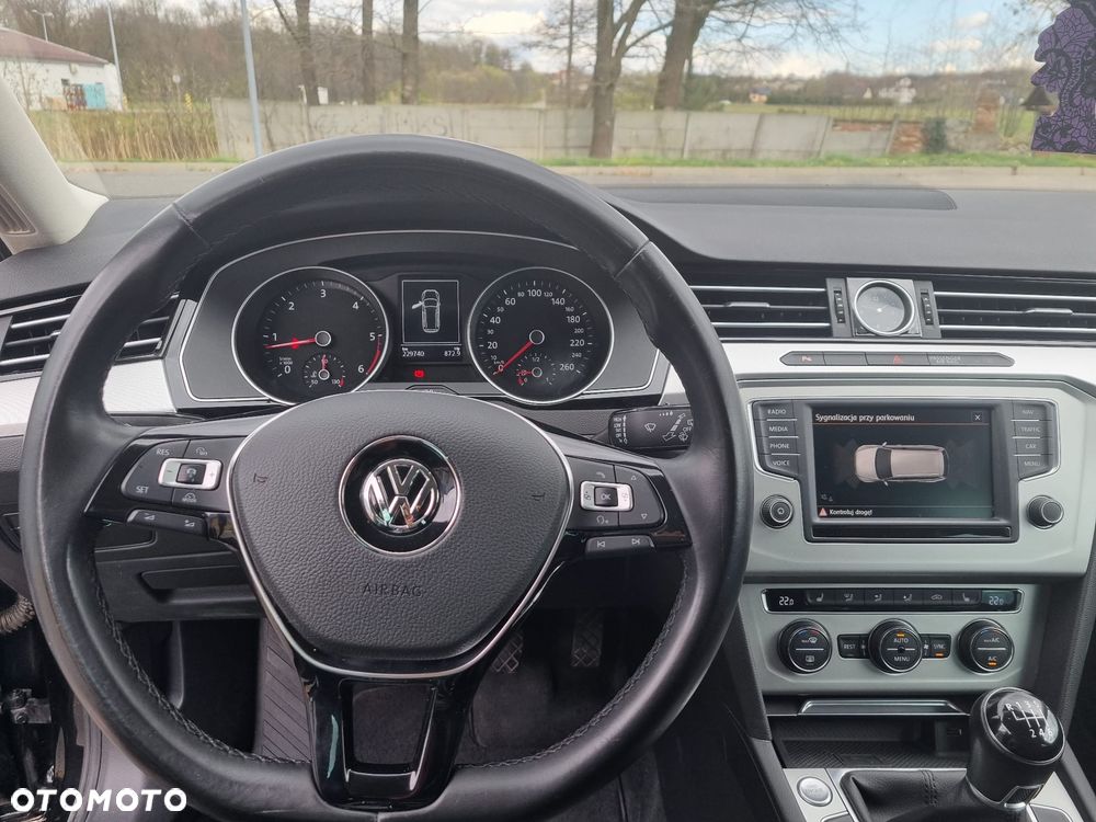 Volkswagen Passat Variant 2.0 TDI (BlueMotion Technology) Comfortline - 17