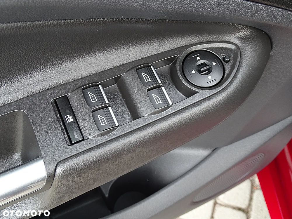 Ford Kuga 1.5 EcoBoost 2x4 Individual - 33