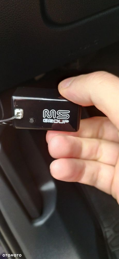 Volkswagen Touran 2.0 TDI BMT Highline - 12