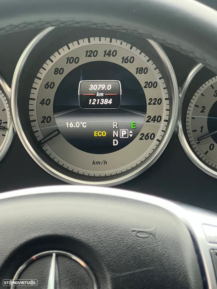 Mercedes-Benz CLS 500 4Matic 7G-TRONIC - 13