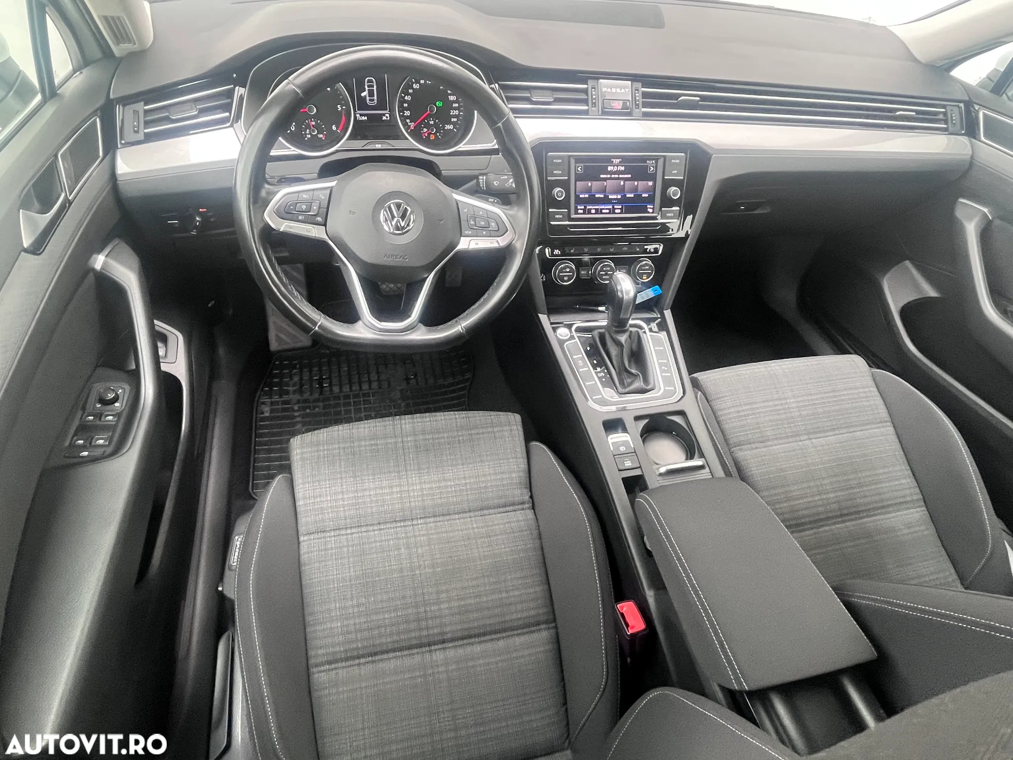 Volkswagen Passat 1.6 TDI DSG Comfortline - 7
