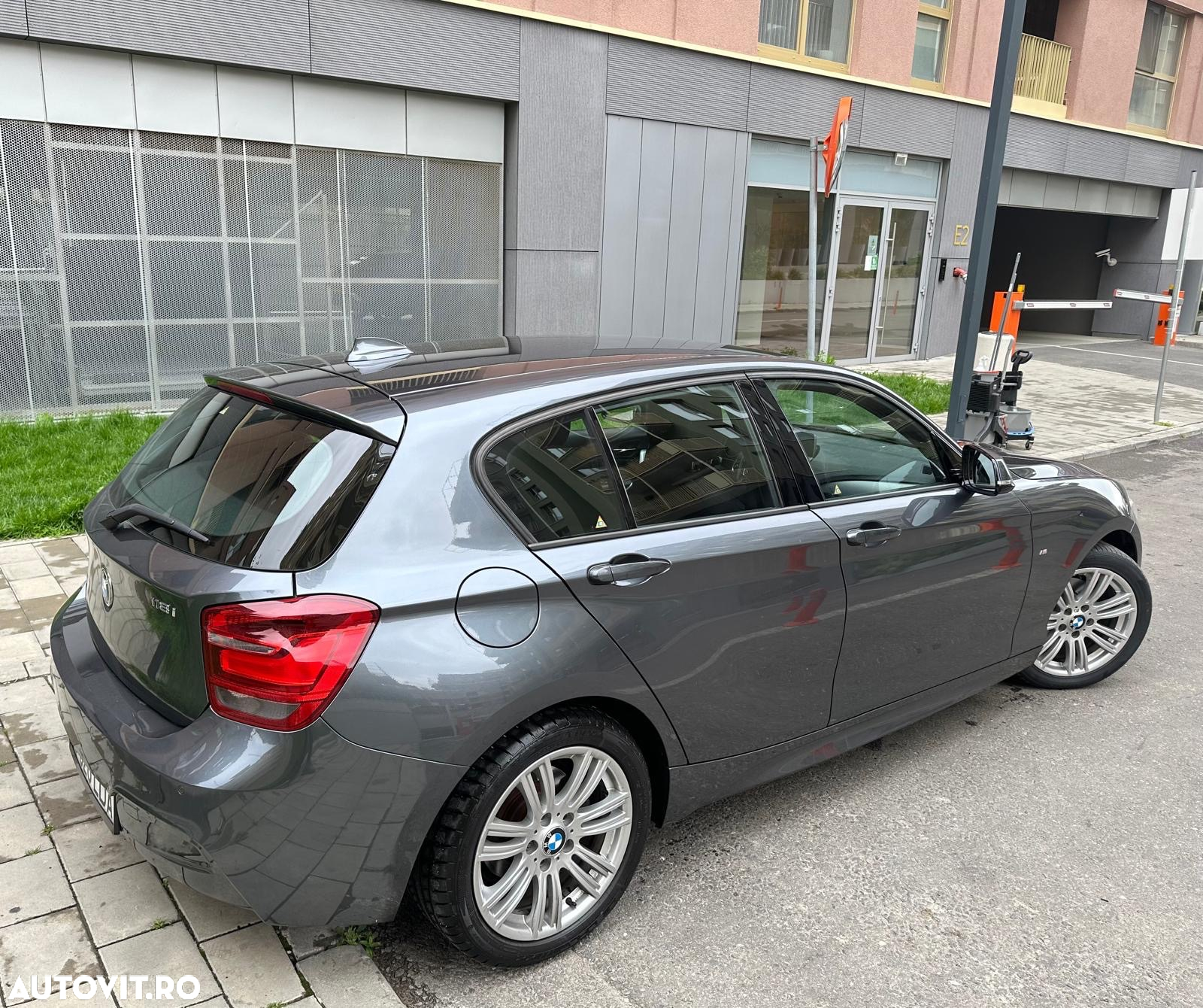 BMW Seria 1 118i Aut. Sport Line - 7