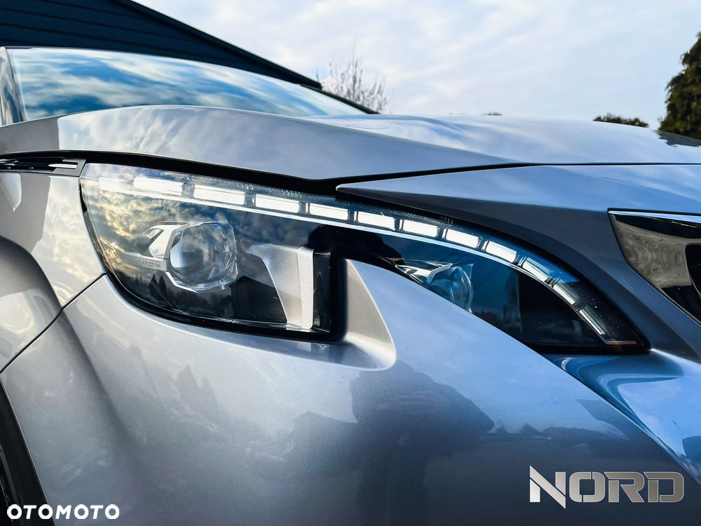 Peugeot 3008 PureTech 130 Stop & Start GPF EAT8 Allure - 19