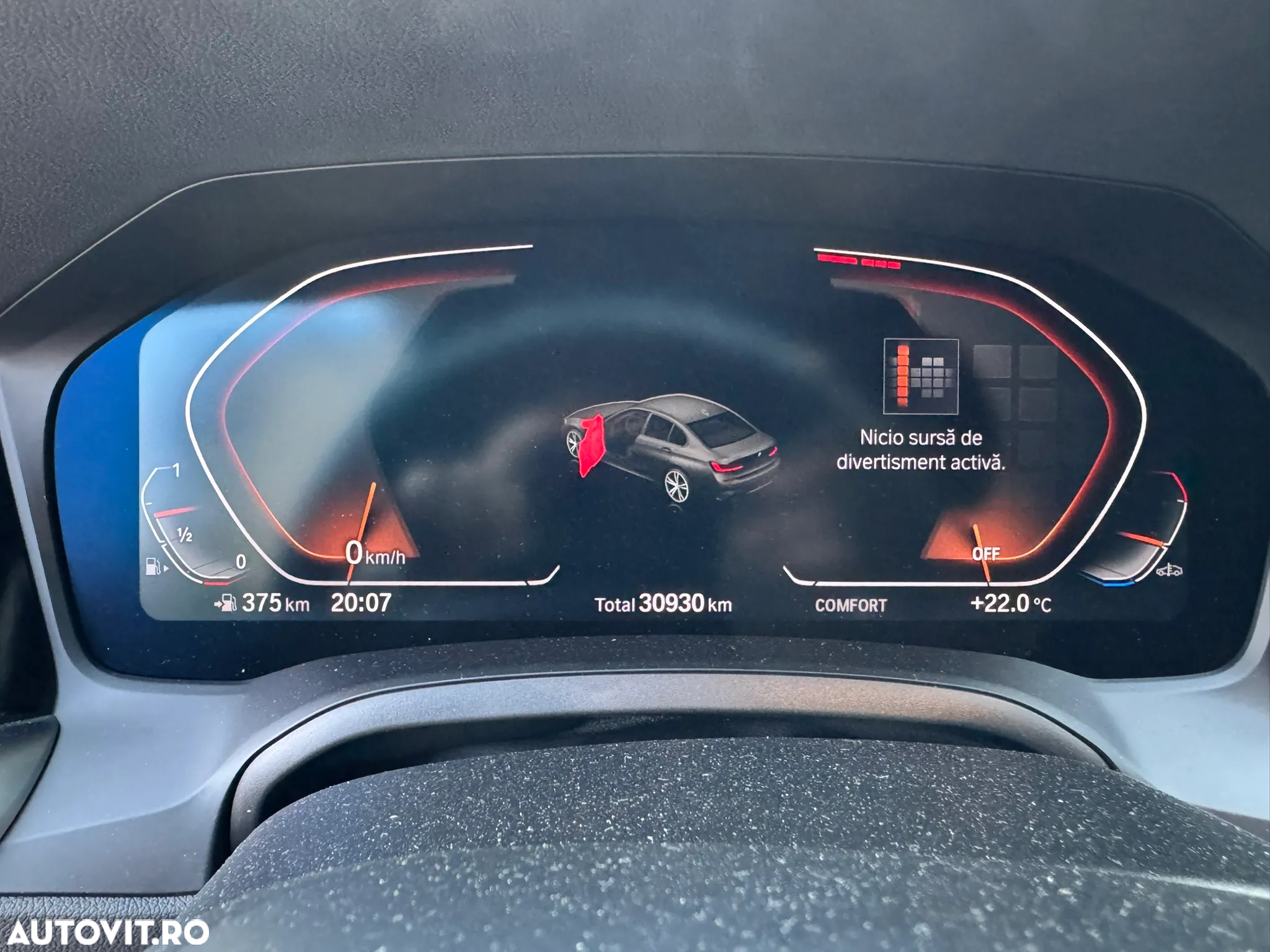 BMW Seria 3 330i xDrive AT - 14