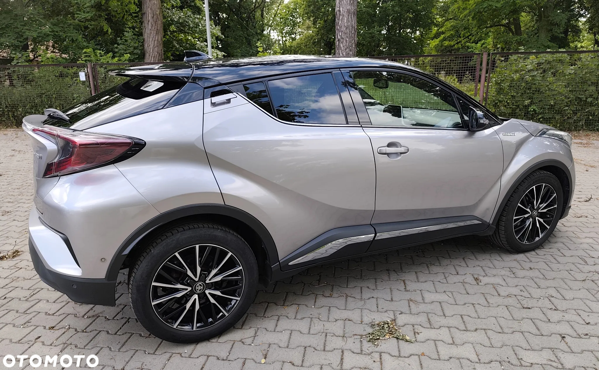 Toyota C-HR 1.8 Hybrid GPF Executive - 17