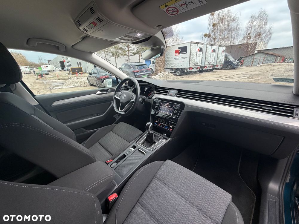 Volkswagen Passat 1.5 TSI EVO Business - 39