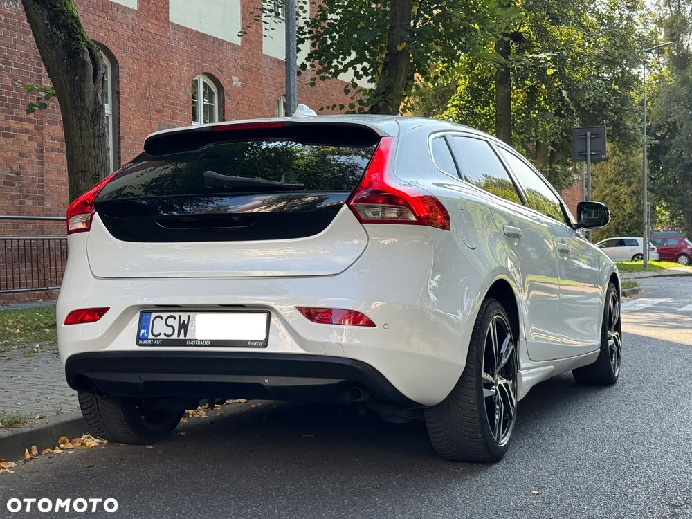 Volvo V40 D2 Ocean Race - 8