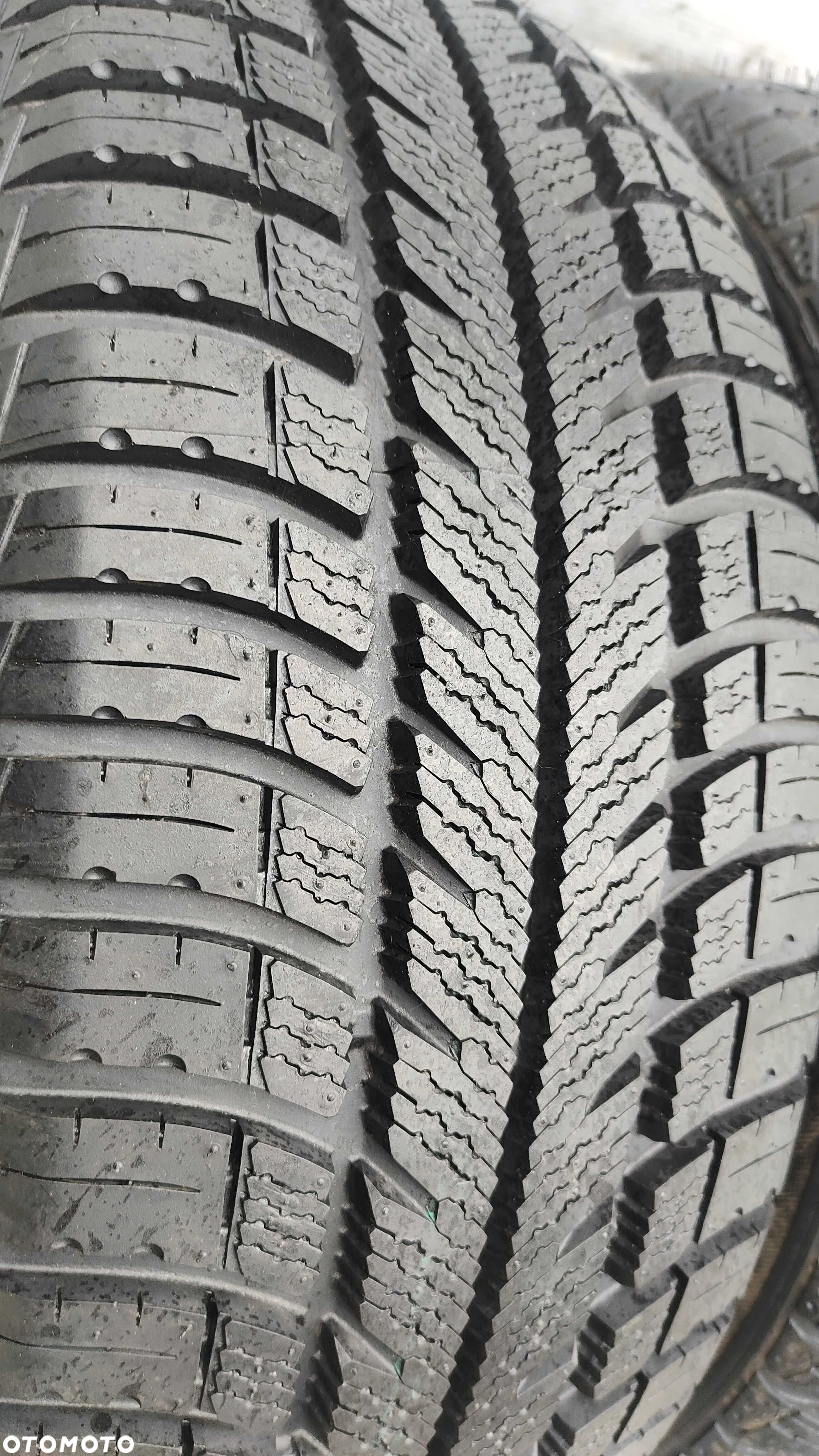 Opony Całoroczne 205/55/16 Goodyear 8mm 2szt MBP - 2