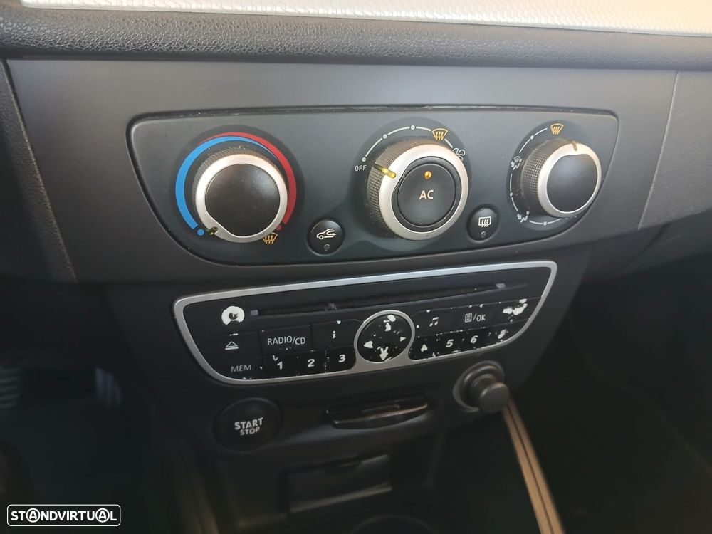 Renault Mégane 1.5 dCi Confort - 12