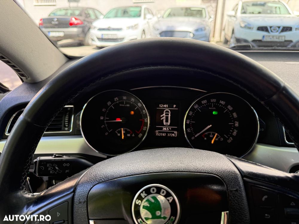 Skoda Superb - 1