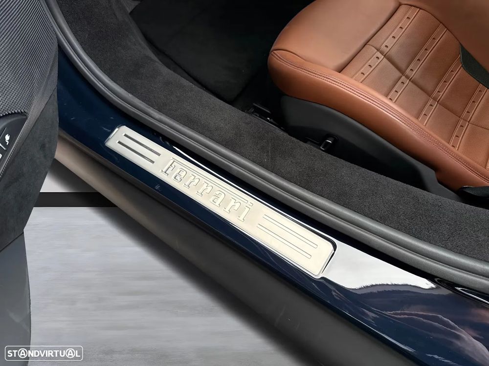 Ferrari 296 GTB - 10