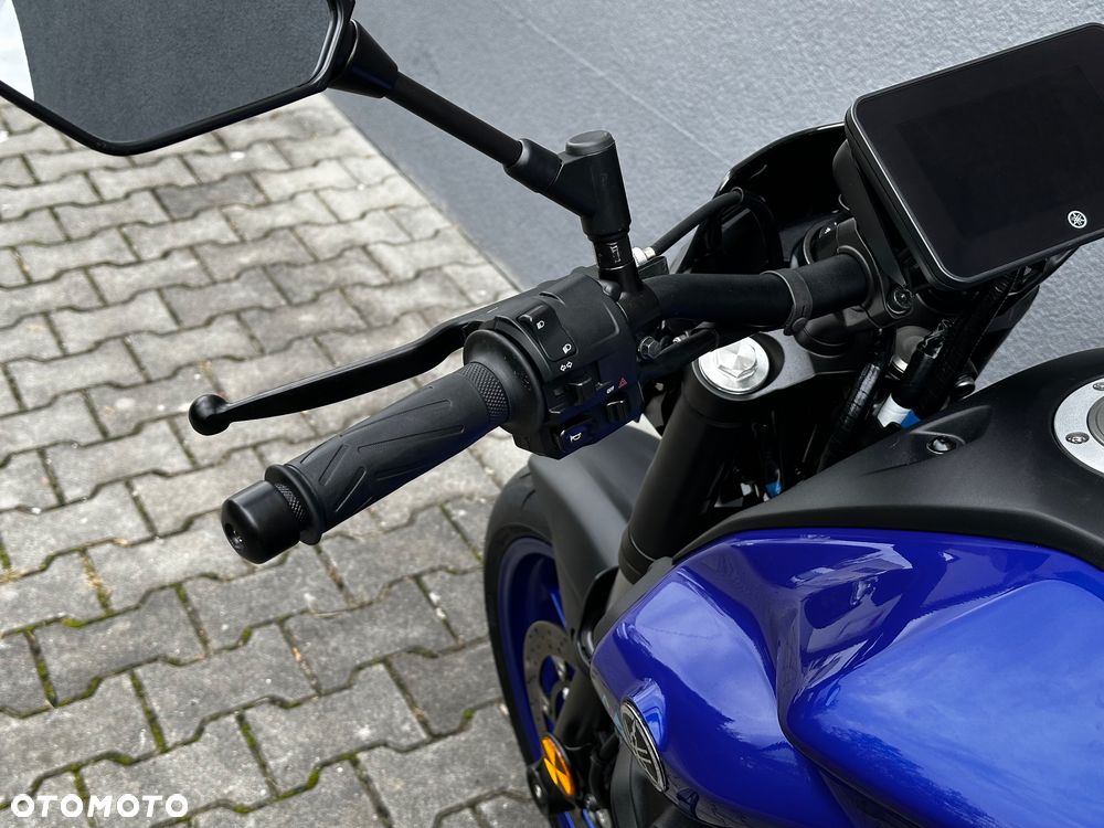 Yamaha MT - 22