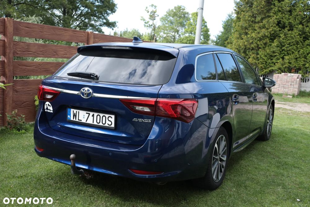 Toyota Avensis 1.8 Prestige - 6