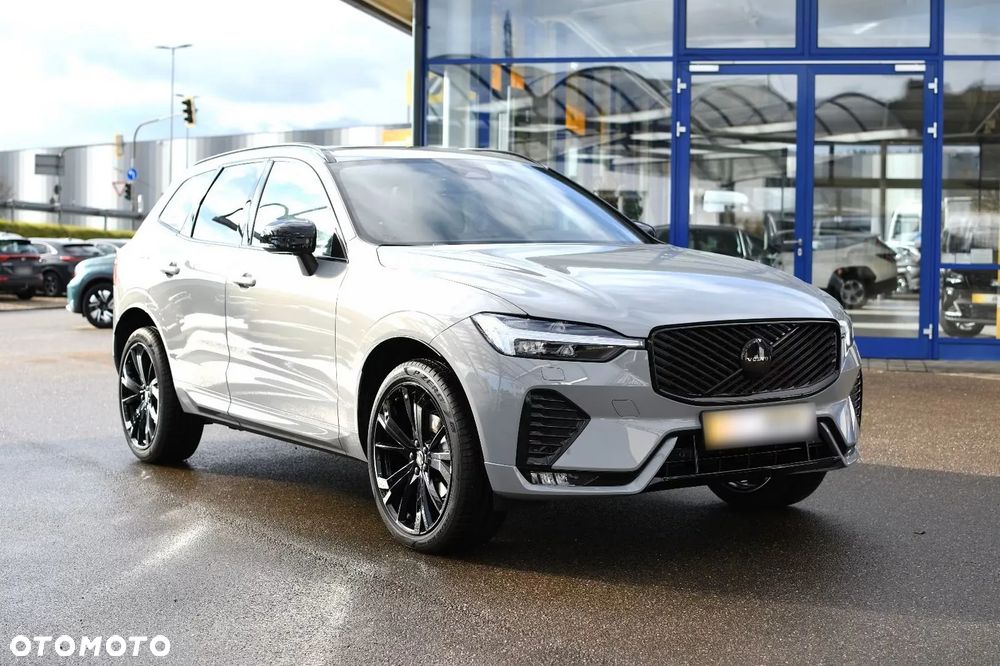 Volvo XC 60 B5 B AWD Plus Black Edition - 1