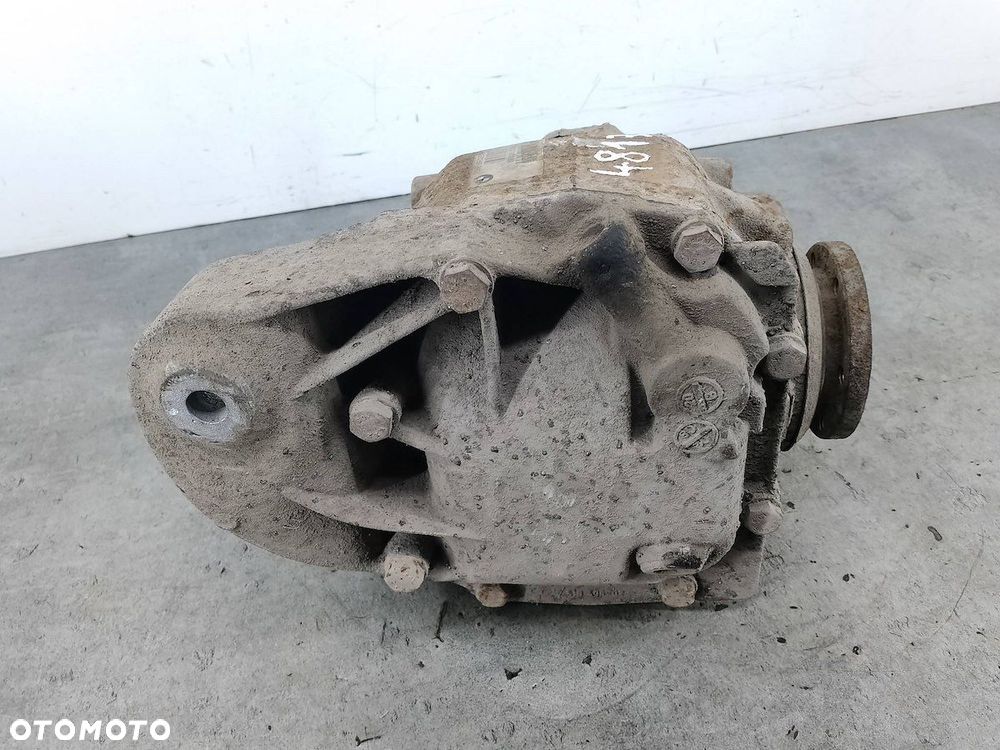 DYFERENCJAŁ TYŁ BMW 1 E81 7566169 2.0 D 118d - 3