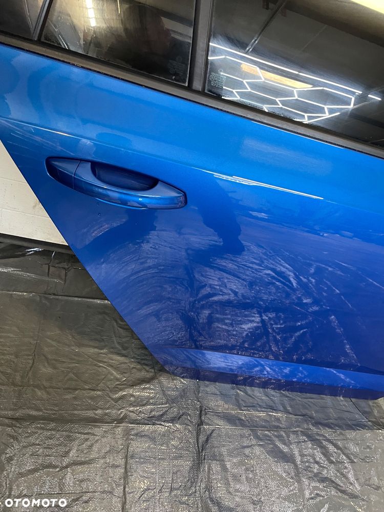 Skoda Octavia III LIFT LF5W drzwi prawy tył w kolor POD MIERNIK - 4