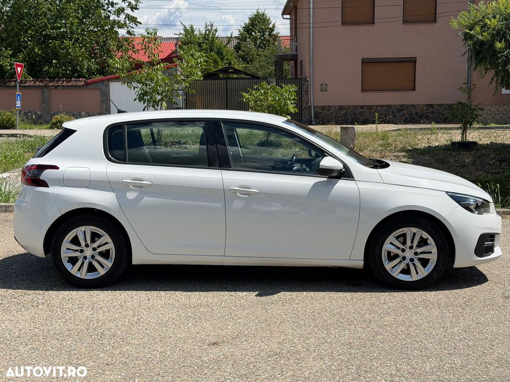Peugeot 308 1.5L BlueHDI BVM6 Allure - 8