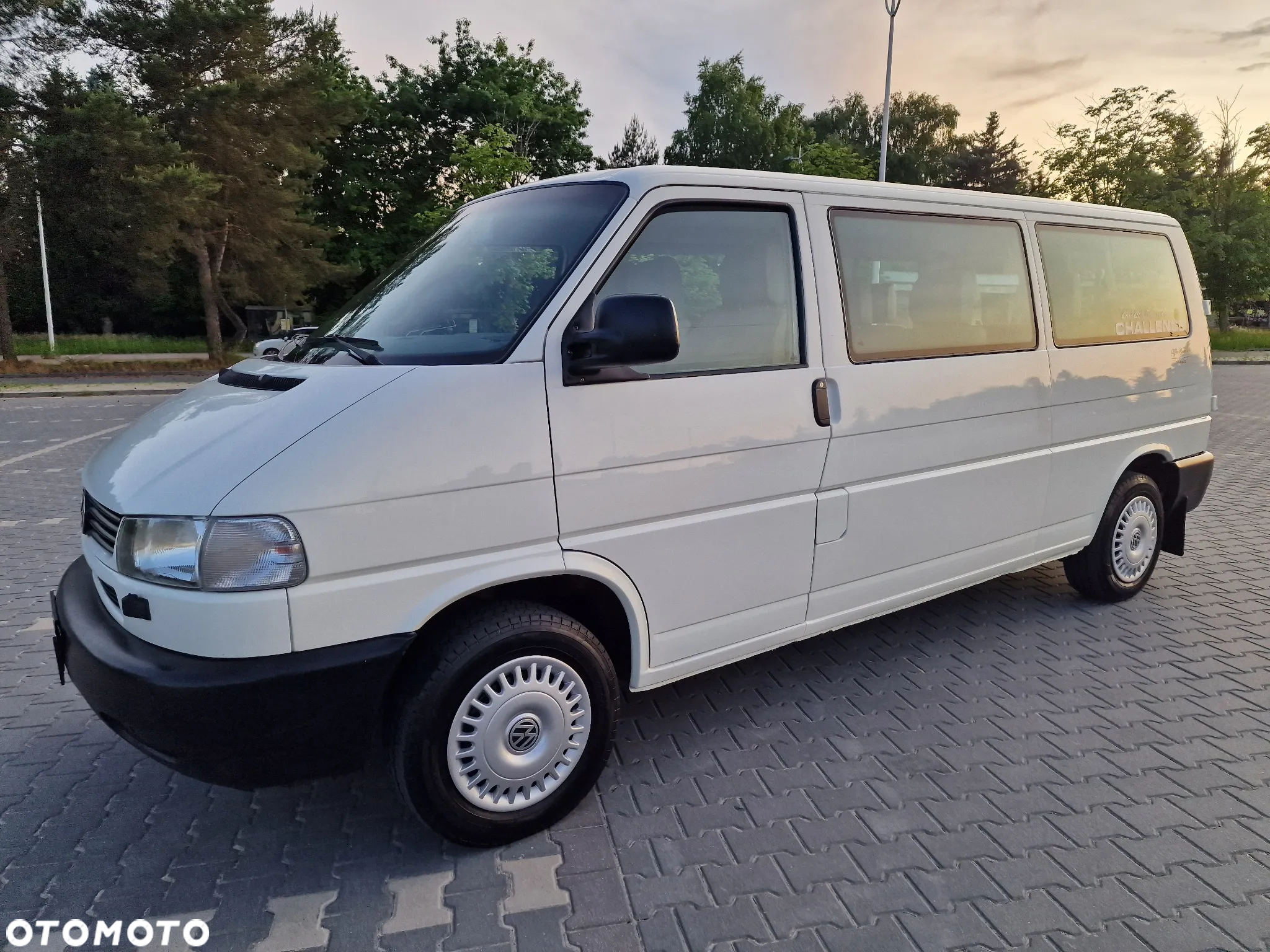 Volkswagen Caravelle GL - 2