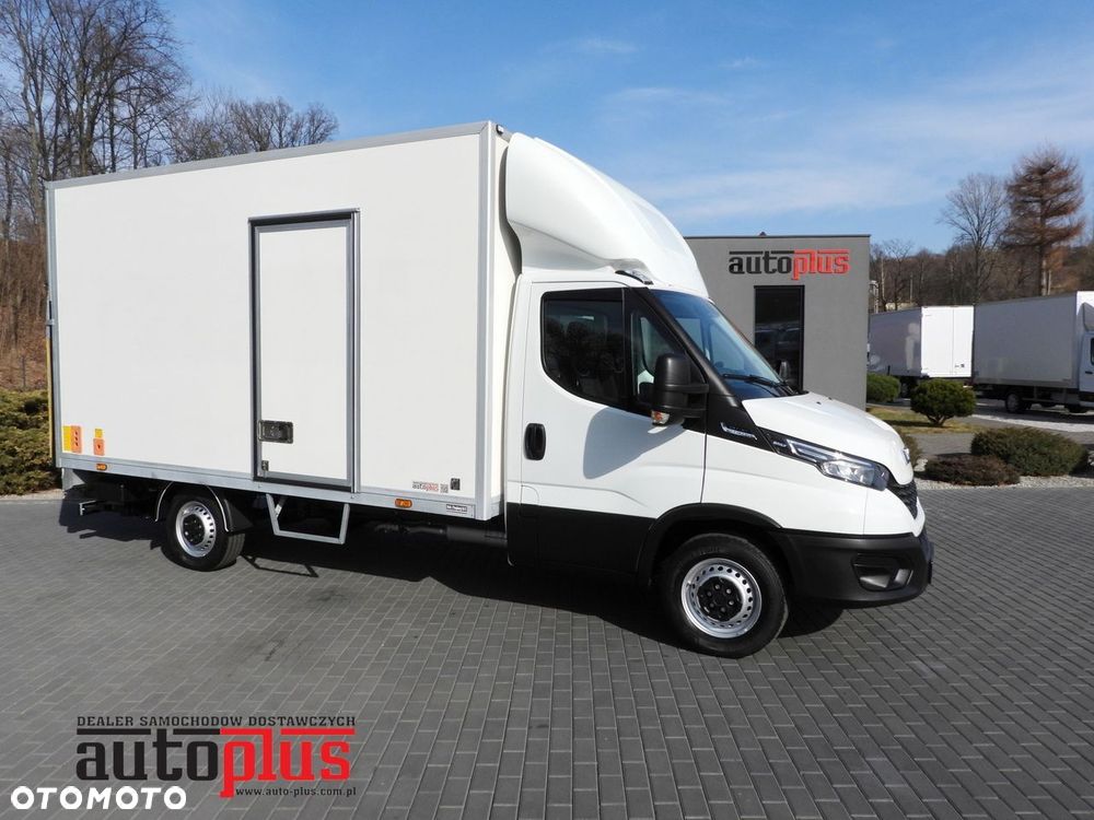 Iveco DAILY 35S16 CONNECT KONTENER WINDA 8 PALET TEMPOMAT NAWIGACJA LEDY AUTOMAT HI-MATIC KLIMATYZACJA  160KM - 2