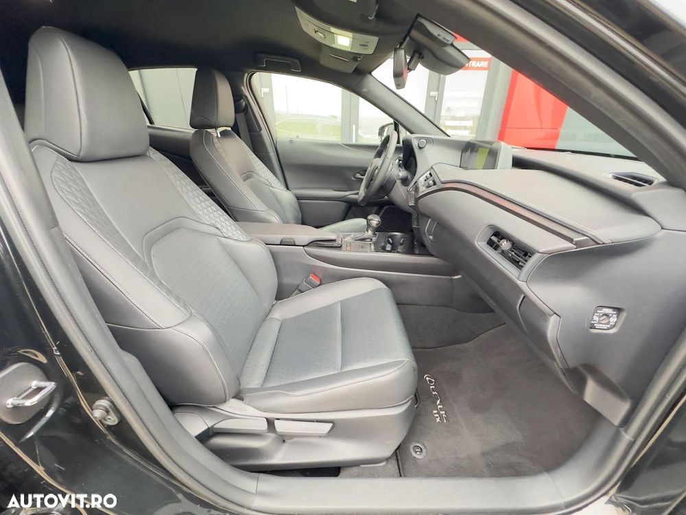 Lexus UX 250h Executive Line - 22