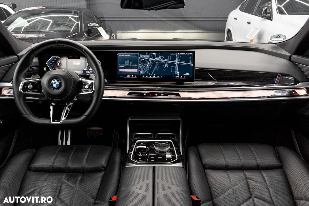 BMW Seria 7 740d xDrive MHEV - 10