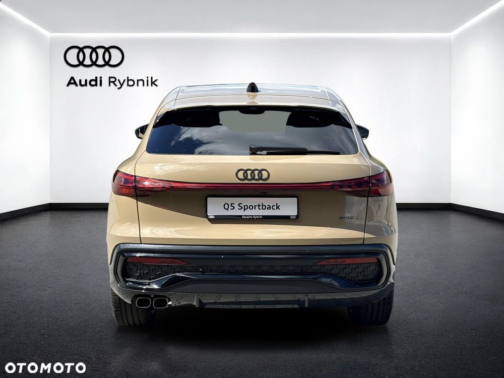 Audi Q5 Sportback - 6