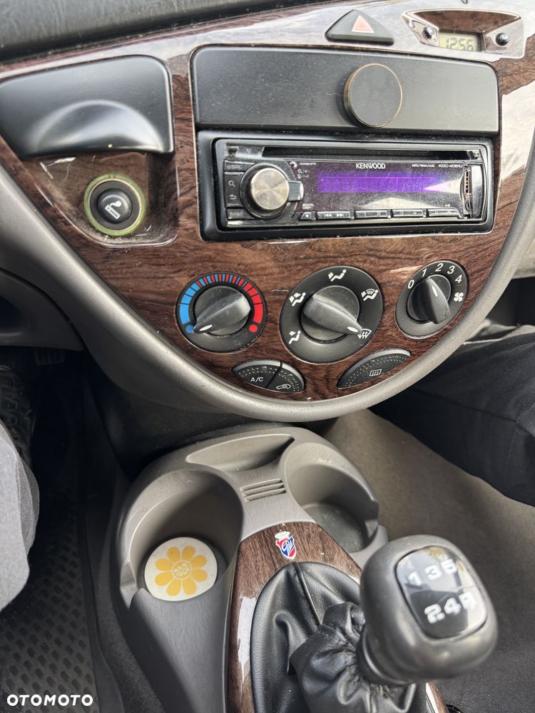 Ford Focus - 18