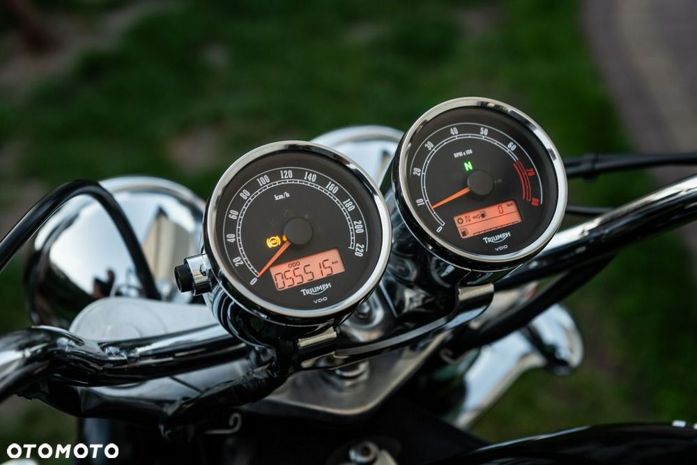 Triumph Rocket - 7