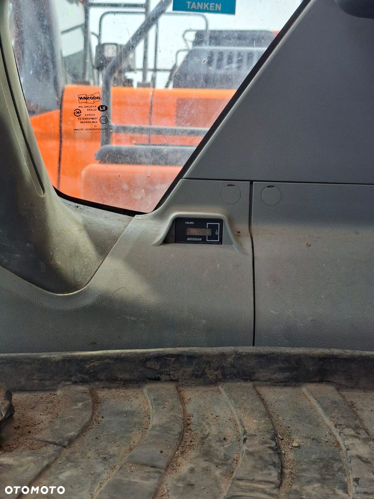 Doosan DX140W-5 - 11