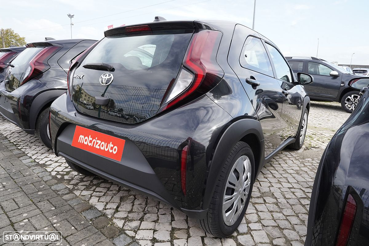 Toyota Aygo 1.0 X-Play - 4
