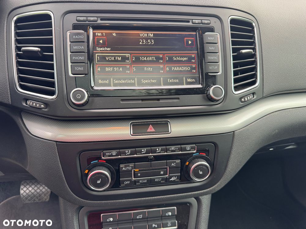Volkswagen Sharan 2.0 TSI DSG Highline - 23