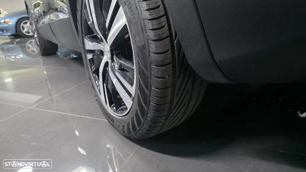 Peugeot 3008 1.2 PureTech Allure EAT6 — fotografia 40